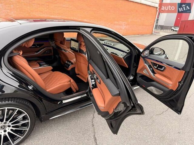 Чорний Мерседес С Клас, об'ємом двигуна 3.98 л та пробігом 62 тис. км за 129900 $, фото 49 на Automoto.ua