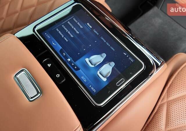 Черный Мерседес С Класс, объемом двигателя 3.98 л и пробегом 96 тыс. км за 92990 $, фото 20 на Automoto.ua