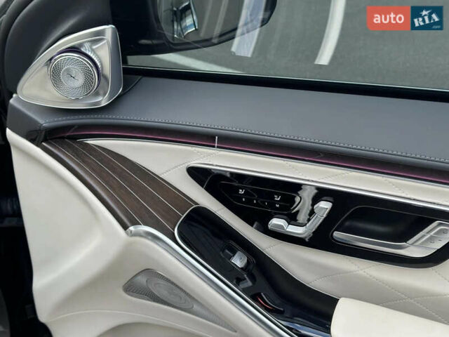 Чорний Мерседес С Клас, об'ємом двигуна 3.5 л та пробігом 81 тис. км за 99000 $, фото 11 на Automoto.ua