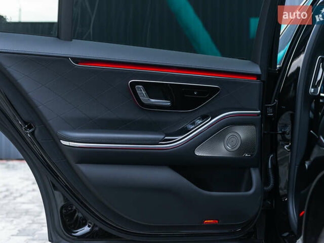 Чорний Мерседес С Клас, об'ємом двигуна 2.93 л та пробігом 98 тис. км за 105000 $, фото 29 на Automoto.ua