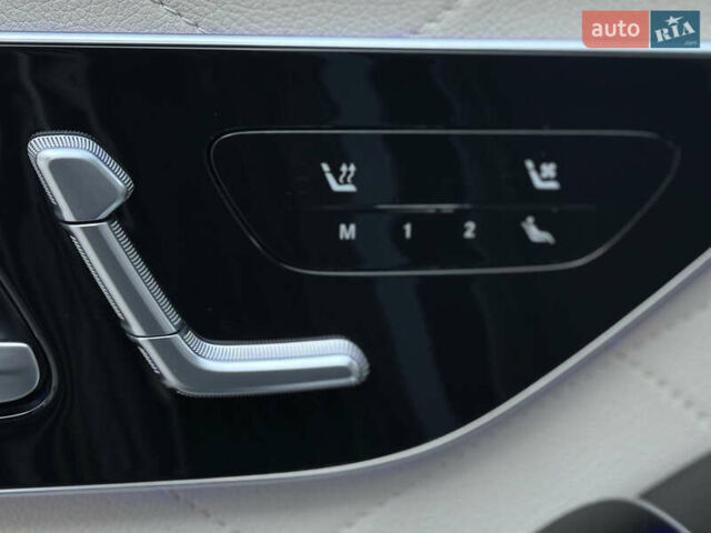 Черный Мерседес С Класс, объемом двигателя 3 л и пробегом 52 тыс. км за 130000 $, фото 64 на Automoto.ua