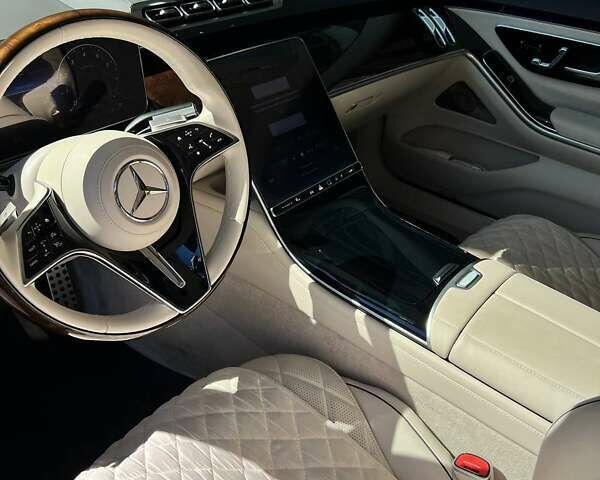 Черный Мерседес С Класс, объемом двигателя 3 л и пробегом 16 тыс. км за 145000 $, фото 4 на Automoto.ua