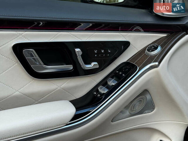 Черный Мерседес С Класс, объемом двигателя 3 л и пробегом 77 тыс. км за 125990 $, фото 39 на Automoto.ua