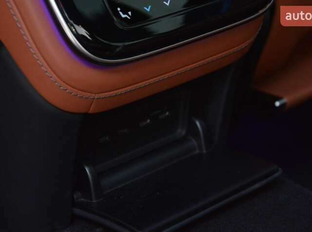 Чорний Мерседес С Клас, об'ємом двигуна 3 л та пробігом 102 тис. км за 98700 $, фото 82 на Automoto.ua