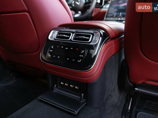 Черный Мерседес С Класс, объемом двигателя 3 л и пробегом 24 тыс. км за 145000 $, фото 19 на Automoto.ua