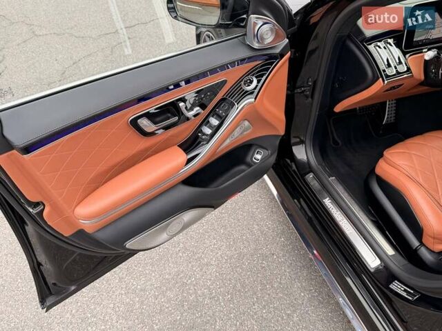 Чорний Мерседес С Клас, об'ємом двигуна 3.98 л та пробігом 62 тис. км за 129900 $, фото 89 на Automoto.ua