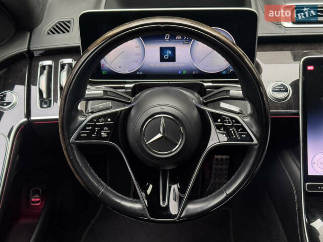 Черный Мерседес С Класс, объемом двигателя 4 л и пробегом 65 тыс. км за 105000 $, фото 18 на Automoto.ua