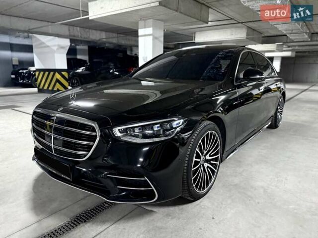 Черный Мерседес С Класс, объемом двигателя 3.98 л и пробегом 66 тыс. км за 124000 $, фото 1 на Automoto.ua