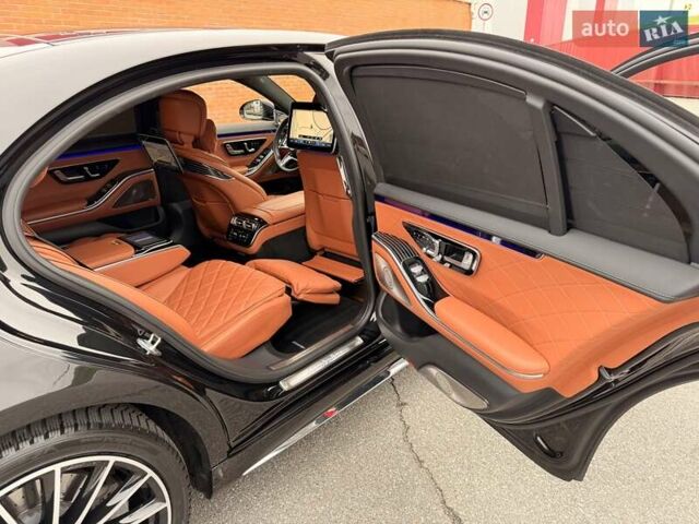 Чорний Мерседес С Клас, об'ємом двигуна 3.98 л та пробігом 62 тис. км за 129900 $, фото 56 на Automoto.ua