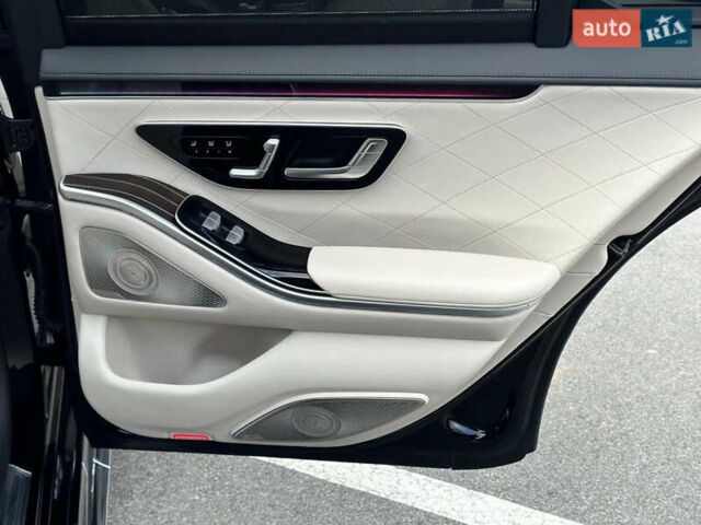 Чорний Мерседес С Клас, об'ємом двигуна 3.5 л та пробігом 81 тис. км за 99000 $, фото 7 на Automoto.ua