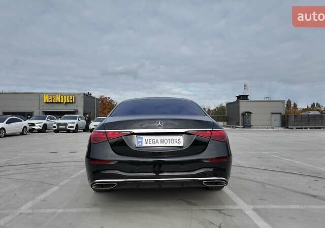 Черный Мерседес С Класс, объемом двигателя 3.98 л и пробегом 96 тыс. км за 92990 $, фото 4 на Automoto.ua