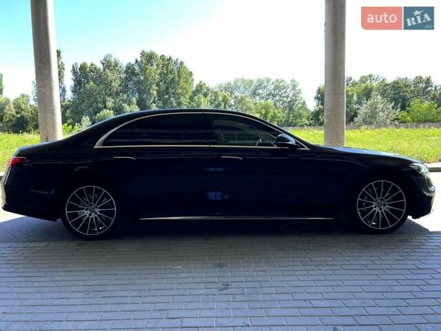 Черный Мерседес С Класс, объемом двигателя 3 л и пробегом 16 тыс. км за 145000 $, фото 3 на Automoto.ua