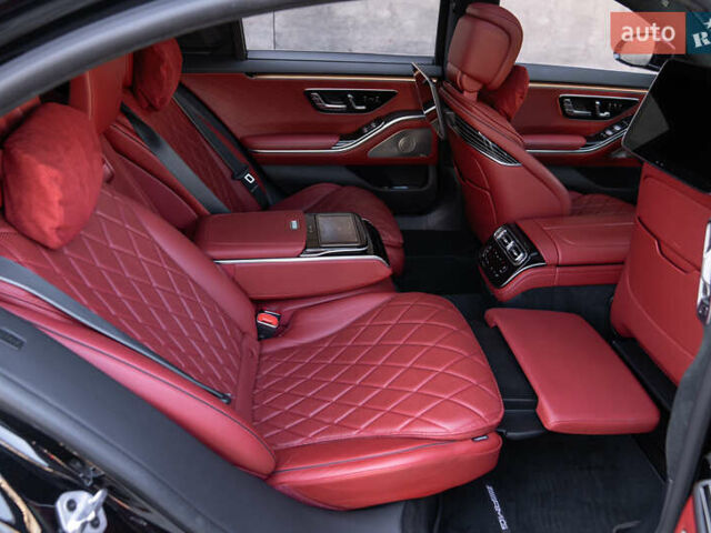 Черный Мерседес С Класс, объемом двигателя 3 л и пробегом 24 тыс. км за 145000 $, фото 23 на Automoto.ua