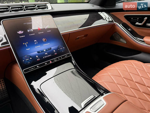 Чорний Мерседес С Клас, об'ємом двигуна 3 л та пробігом 92 тис. км за 95000 $, фото 14 на Automoto.ua