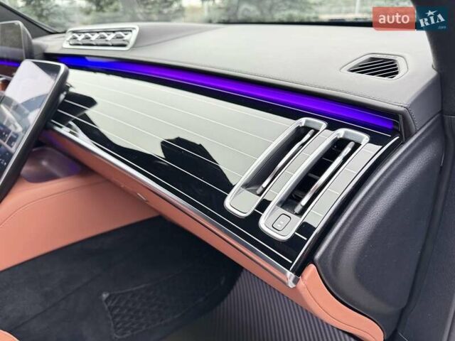 Мерседес С Клас 2021 у Києві на Automoto.ua Чорний Мерседес С Клас, об'ємом двигуна 3.98 л та пробігом 66 тис. км за 140000 $, фото 37 на Automoto.ua