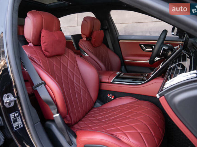 Черный Мерседес С Класс, объемом двигателя 3 л и пробегом 24 тыс. км за 145000 $, фото 16 на Automoto.ua