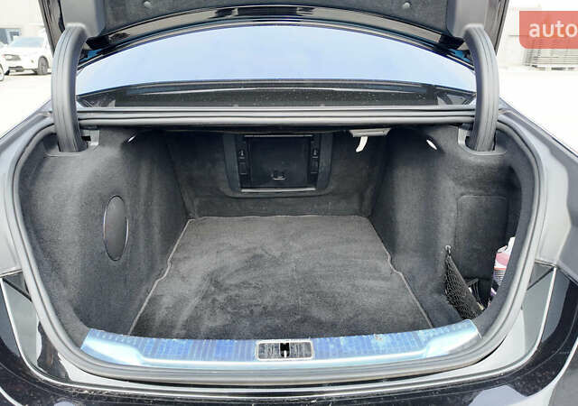 Черный Мерседес С Класс, объемом двигателя 3.98 л и пробегом 96 тыс. км за 92990 $, фото 16 на Automoto.ua