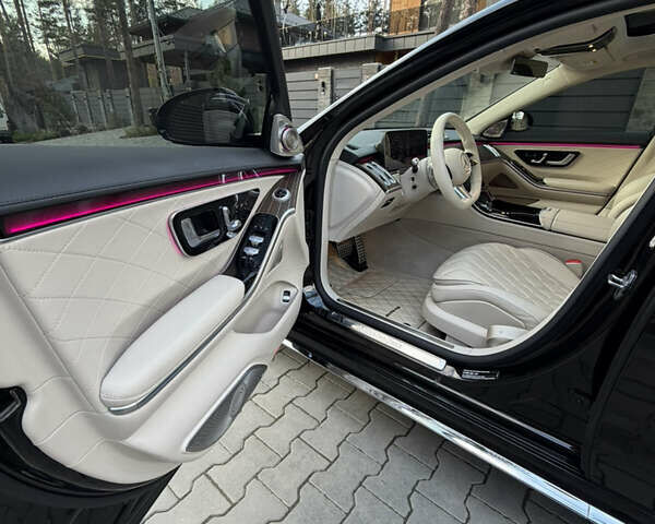 Черный Мерседес С Класс, объемом двигателя 3 л и пробегом 72 тыс. км за 115000 $, фото 21 на Automoto.ua