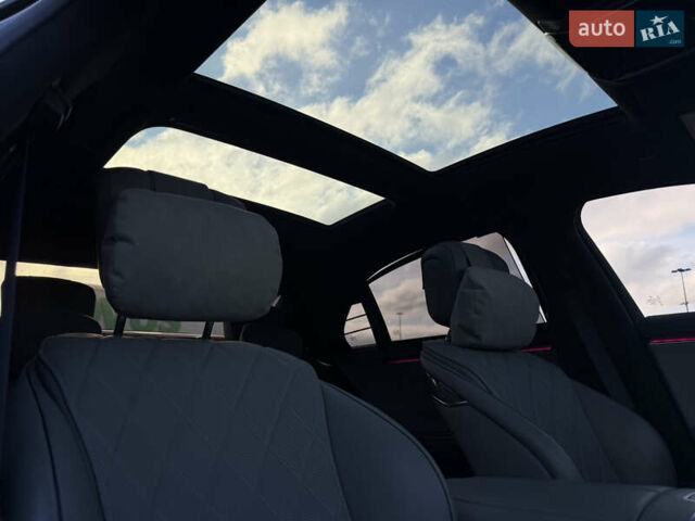 Черный Мерседес С Класс, объемом двигателя 3.98 л и пробегом 36 тыс. км за 110000 $, фото 13 на Automoto.ua