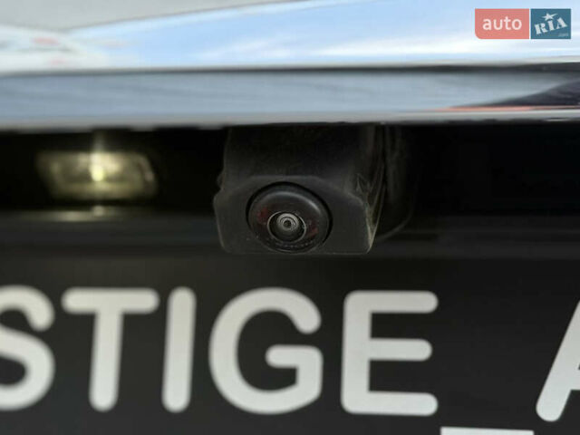 Черный Мерседес С Класс, объемом двигателя 3 л и пробегом 52 тыс. км за 130000 $, фото 41 на Automoto.ua