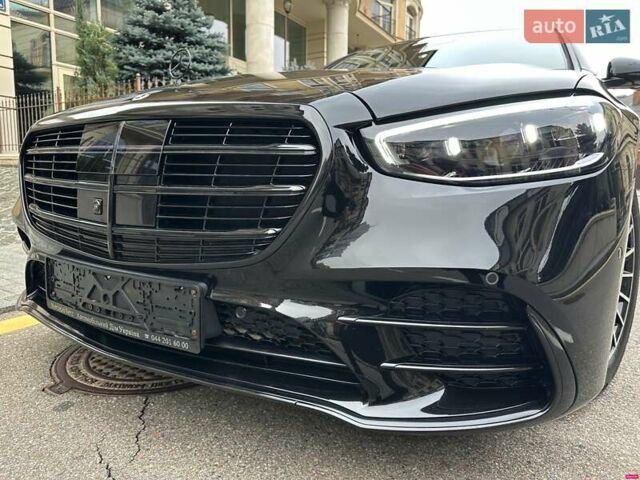 Чорний Мерседес С Клас, об'ємом двигуна 3 л та пробігом 51 тис. км за 114900 $, фото 126 на Automoto.ua