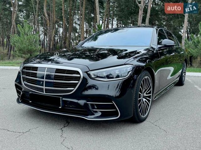 Чорний Мерседес С Клас, об'ємом двигуна 3.98 л та пробігом 66 тис. км за 128000 $, фото 2 на Automoto.ua