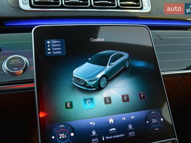 Чорний Мерседес С Клас, об'ємом двигуна 3 л та пробігом 102 тис. км за 98700 $, фото 60 на Automoto.ua