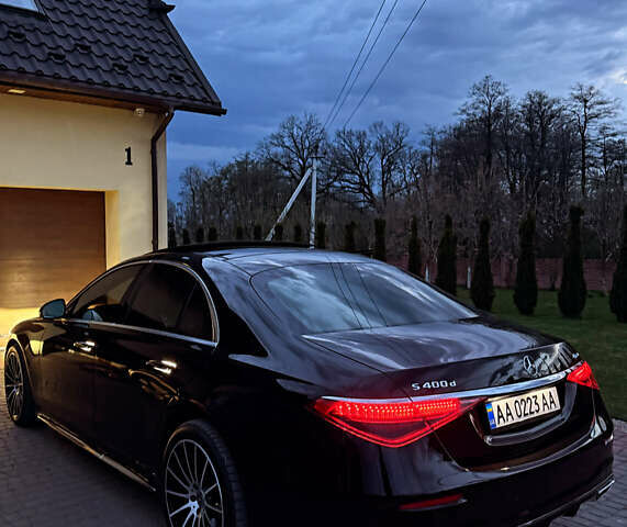 Чорний Мерседес С Клас, об'ємом двигуна 2.93 л та пробігом 75 тис. км за 91999 $, фото 3 на Automoto.ua