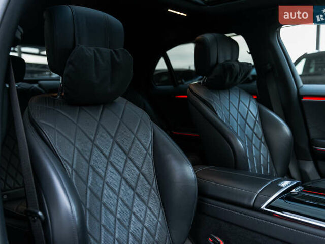 Чорний Мерседес С Клас, об'ємом двигуна 2.93 л та пробігом 98 тис. км за 105000 $, фото 34 на Automoto.ua