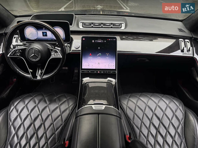 Черный Мерседес С Класс, объемом двигателя 4 л и пробегом 65 тыс. км за 105000 $, фото 16 на Automoto.ua