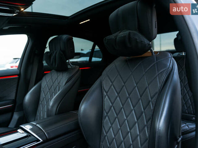 Чорний Мерседес С Клас, об'ємом двигуна 2.93 л та пробігом 98 тис. км за 105000 $, фото 27 на Automoto.ua