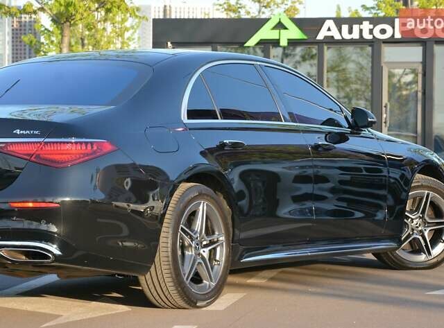 Чорний Мерседес С Клас, об'ємом двигуна 3 л та пробігом 102 тис. км за 98700 $, фото 21 на Automoto.ua