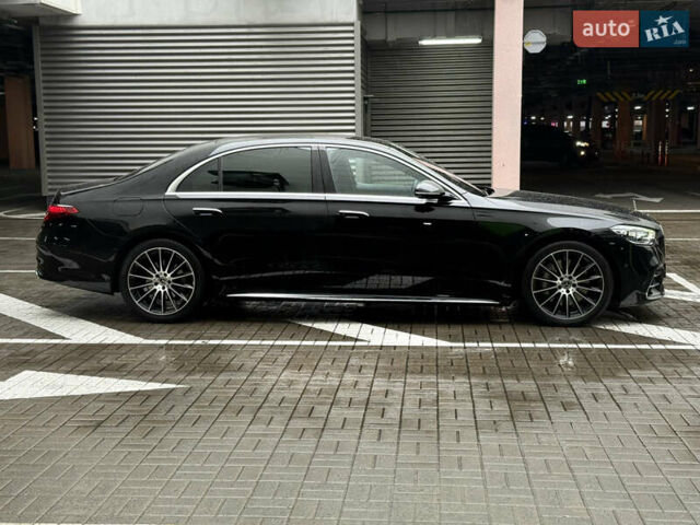 Чорний Мерседес С Клас, об'ємом двигуна 3 л та пробігом 92 тис. км за 95000 $, фото 5 на Automoto.ua