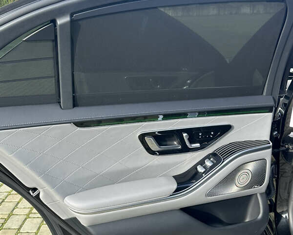 Черный Мерседес С Класс, объемом двигателя 3 л и пробегом 107 тыс. км за 110000 $, фото 28 на Automoto.ua