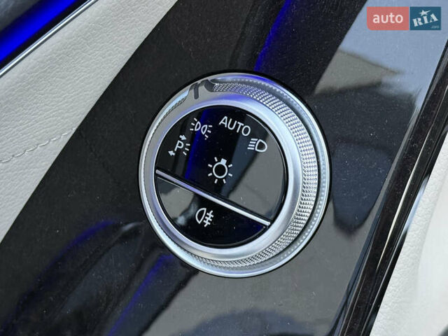 Черный Мерседес С Класс, объемом двигателя 3 л и пробегом 52 тыс. км за 135000 $, фото 56 на Automoto.ua