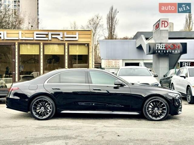 Чорний Мерседес С Клас, об'ємом двигуна 4 л та пробігом 38 тис. км за 134999 $, фото 9 на Automoto.ua