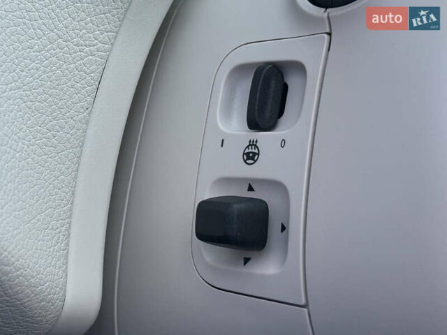 Черный Мерседес С Класс, объемом двигателя 3 л и пробегом 52 тыс. км за 130000 $, фото 81 на Automoto.ua