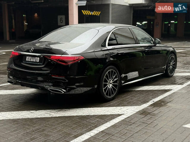 Чорний Мерседес С Клас, об'ємом двигуна 3 л та пробігом 92 тис. км за 95000 $, фото 4 на Automoto.ua