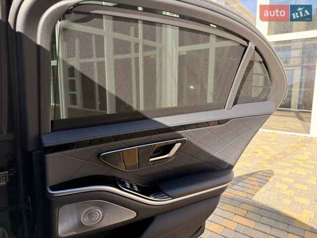 Черный Мерседес С Класс, объемом двигателя 3 л и пробегом 105 тыс. км за 95000 $, фото 19 на Automoto.ua