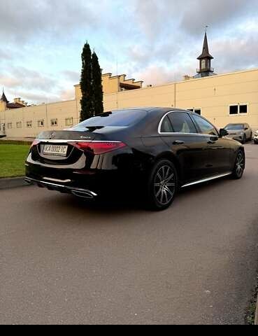 Черный Мерседес С Класс, объемом двигателя 3 л и пробегом 76 тыс. км за 130000 $, фото 4 на Automoto.ua