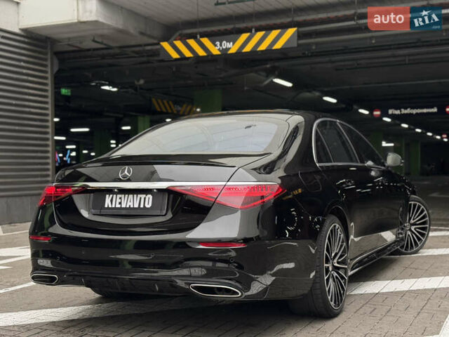 Черный Мерседес С Класс, объемом двигателя 4 л и пробегом 65 тыс. км за 105000 $, фото 8 на Automoto.ua