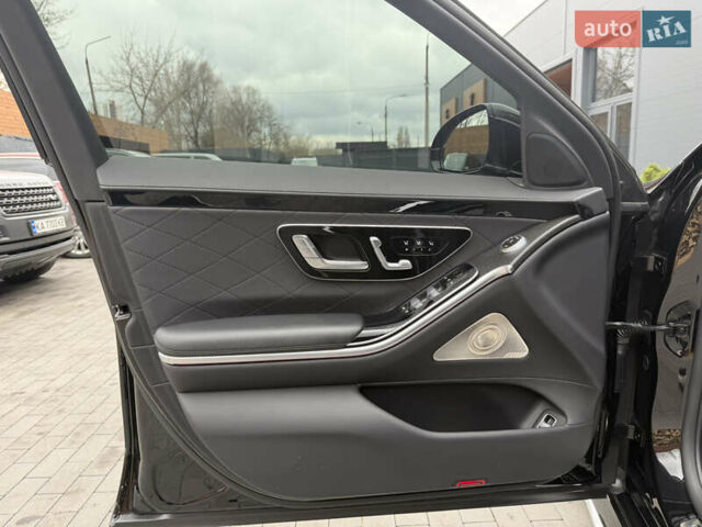 Чорний Мерседес С Клас, об'ємом двигуна 3 л та пробігом 94 тис. км за 95000 $, фото 19 на Automoto.ua