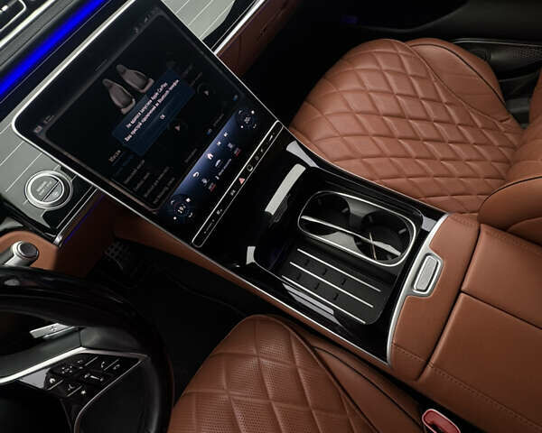 Черный Мерседес С Класс, объемом двигателя 3.98 л и пробегом 96 тыс. км за 107700 $, фото 9 на Automoto.ua