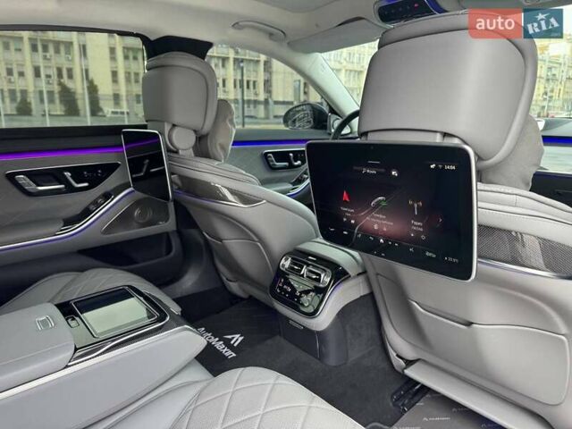 Черный Мерседес С Класс, объемом двигателя 2.93 л и пробегом 52 тыс. км за 114000 $, фото 42 на Automoto.ua