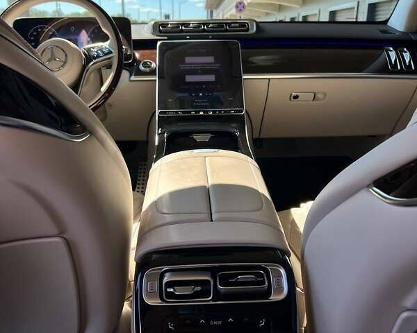 Черный Мерседес С Класс, объемом двигателя 3 л и пробегом 16 тыс. км за 145000 $, фото 5 на Automoto.ua