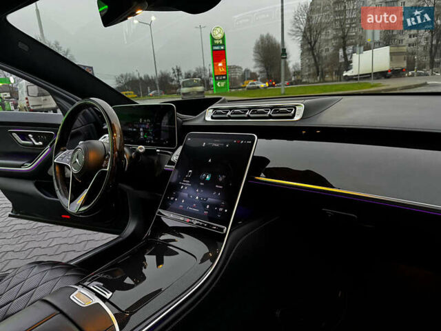 Черный Мерседес С Класс, объемом двигателя 3.98 л и пробегом 65 тыс. км за 97000 $, фото 13 на Automoto.ua