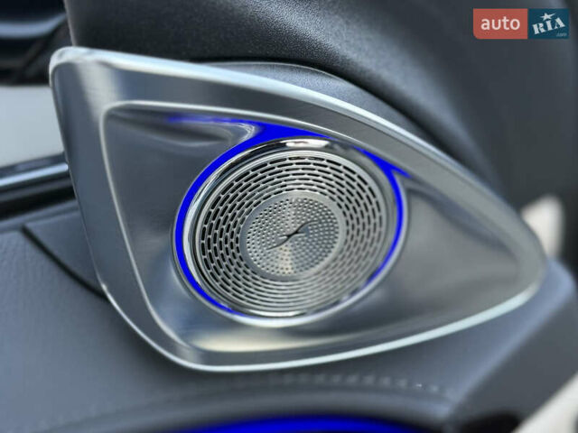 Черный Мерседес С Класс, объемом двигателя 3 л и пробегом 52 тыс. км за 135000 $, фото 57 на Automoto.ua