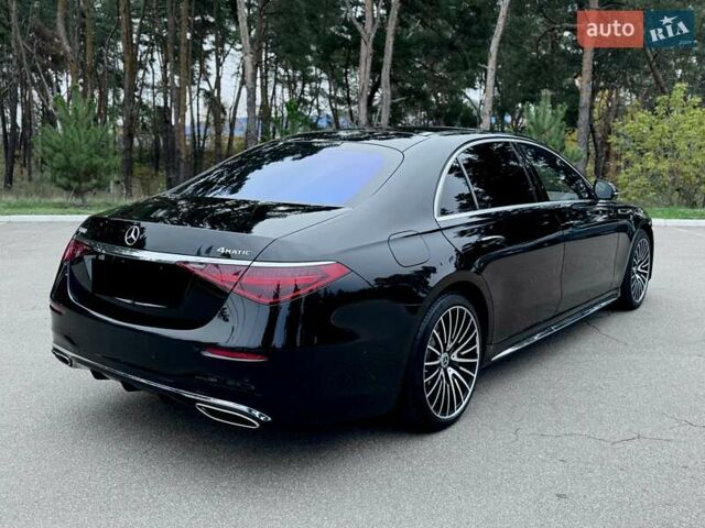 Черный Мерседес С Класс, объемом двигателя 3.98 л и пробегом 66 тыс. км за 125000 $, фото 11 на Automoto.ua