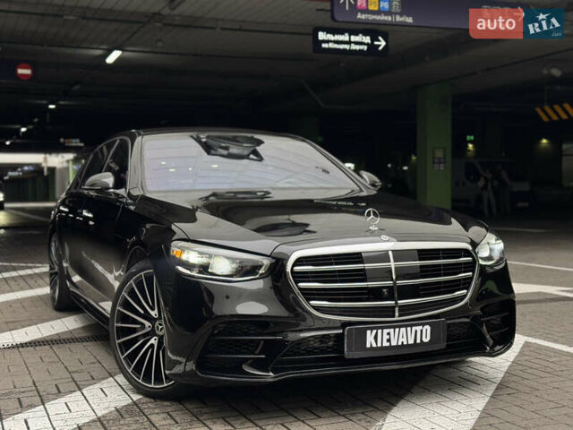 Черный Мерседес С Класс, объемом двигателя 4 л и пробегом 65 тыс. км за 105000 $, фото 3 на Automoto.ua