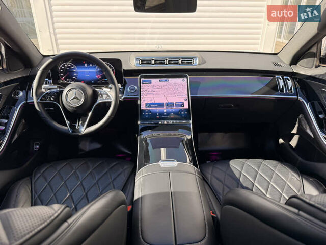 Черный Мерседес С Класс, объемом двигателя 3 л и пробегом 105 тыс. км за 95000 $, фото 18 на Automoto.ua